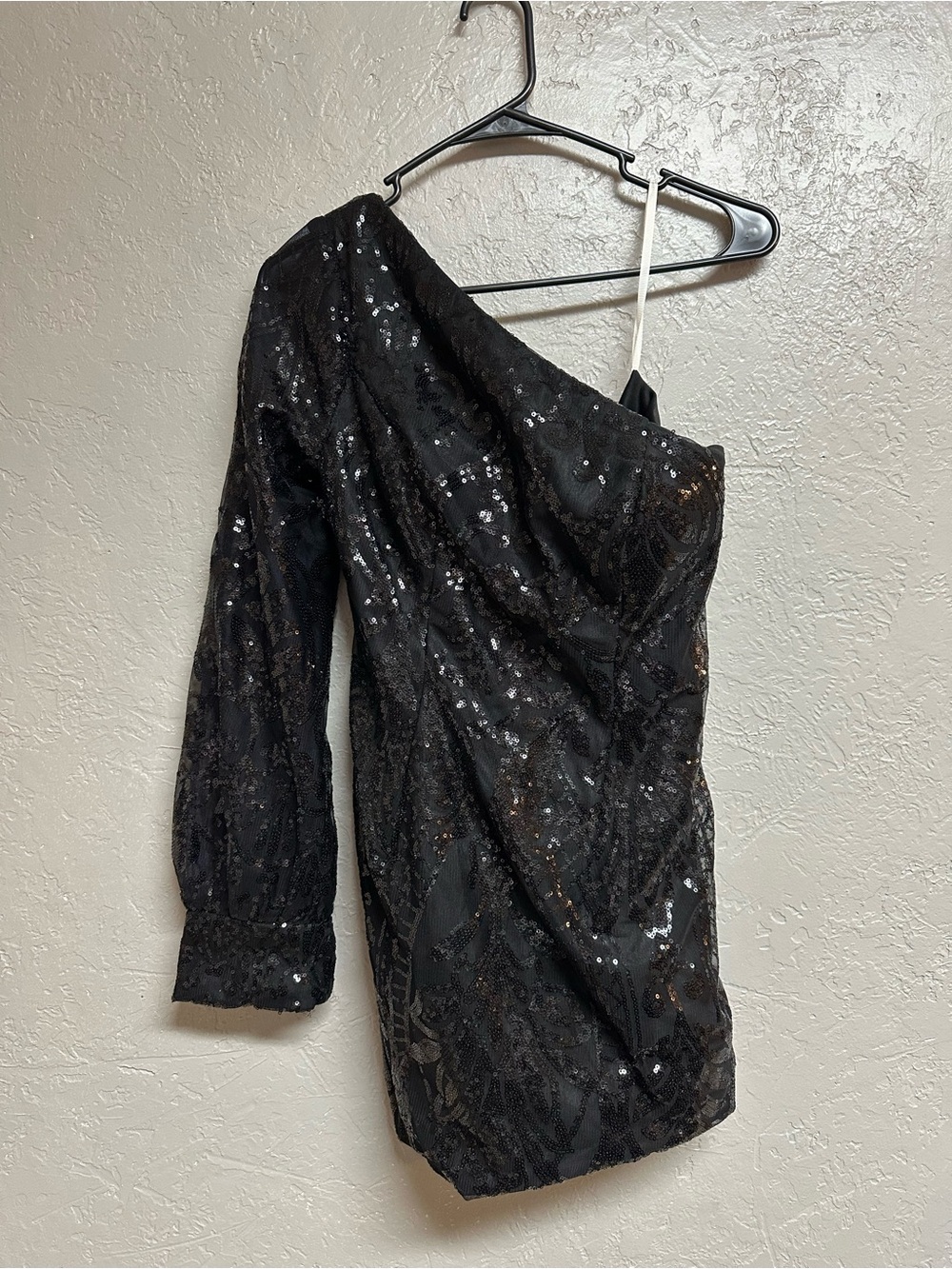 Black One-Shoulder‎ Sequin Mini Dress